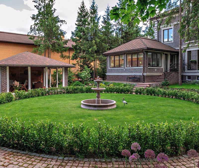 «Greentrava»: Благоустройство территории